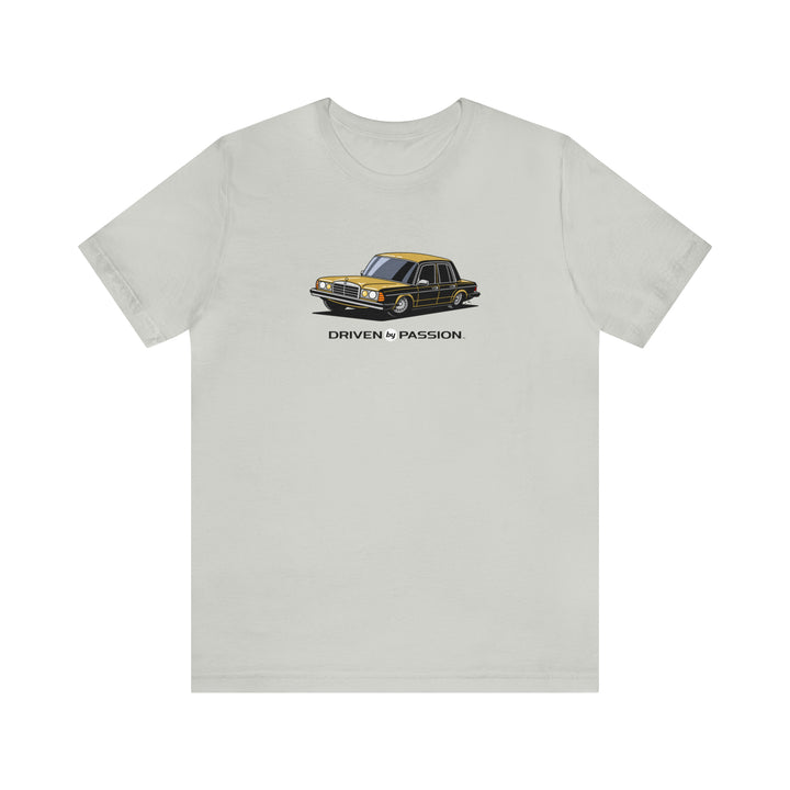 Gold W123 Sedan (Bundt Wheels) T-Shirt