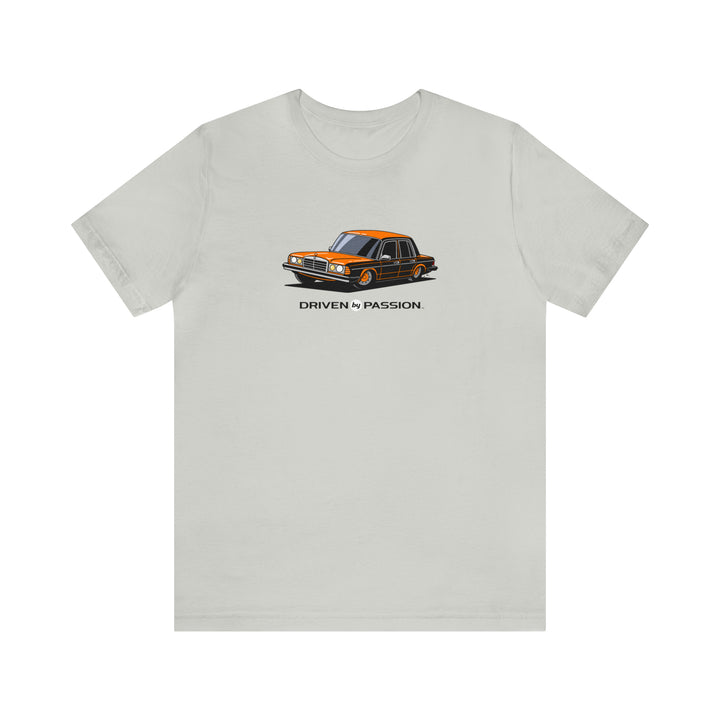 Orange W123 Sedan (Hubcap Wheels) T-Shirt