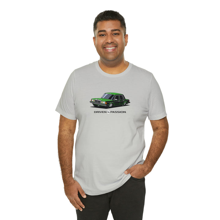Green W123 Sedan (Bundt Wheels) T-Shirt