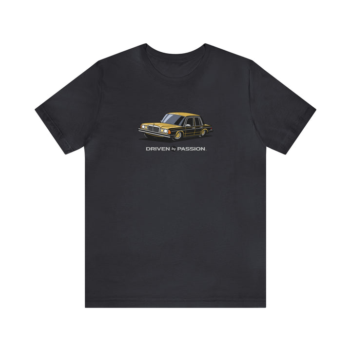 Gold W123 Sedan (Hubcap Wheels) T-Shirt