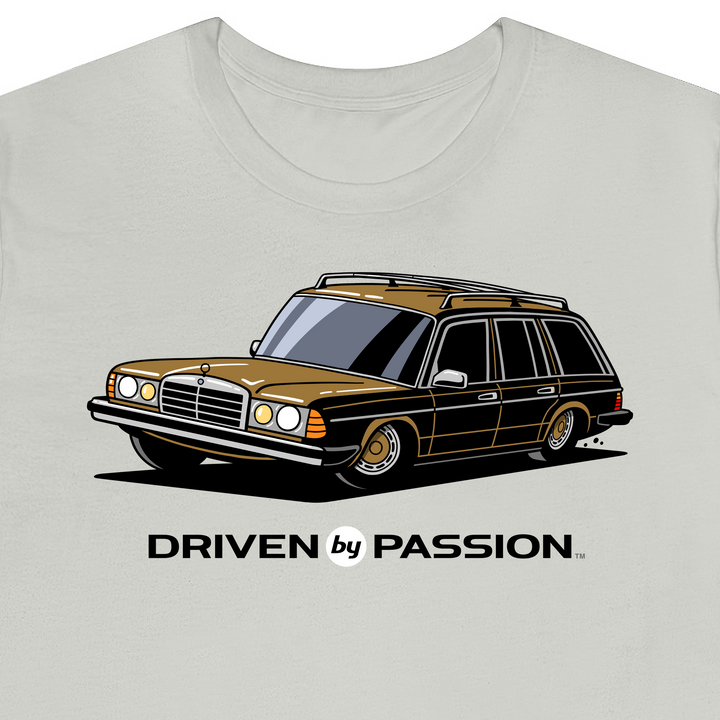 Brown S123 Wagon (Hubcap Wheels) T-Shirt