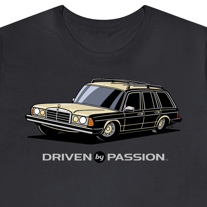 Light Beige S123 Wagon (Hubcap Wheels) T-Shirt
