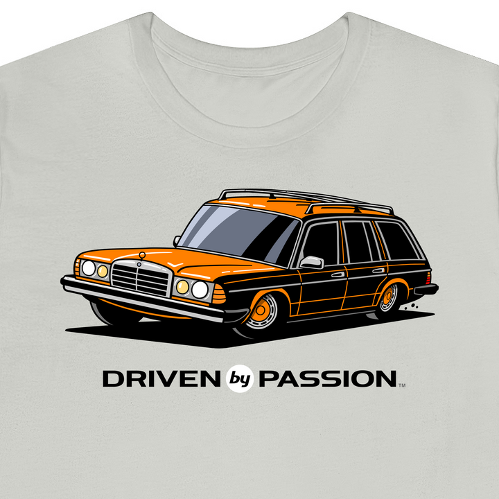 Orange S123 Wagon (Hubcap Wheels) T-Shirt