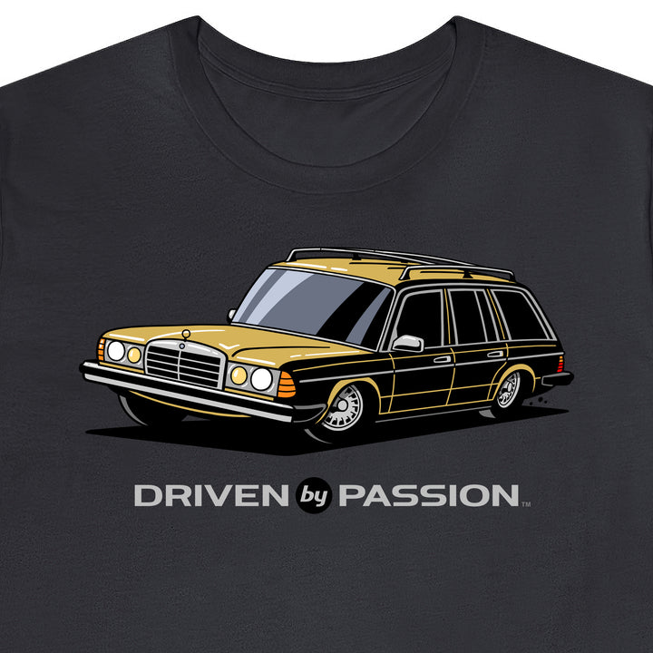Gold S123 Wagon (Bundt Wheels) T-Shirt