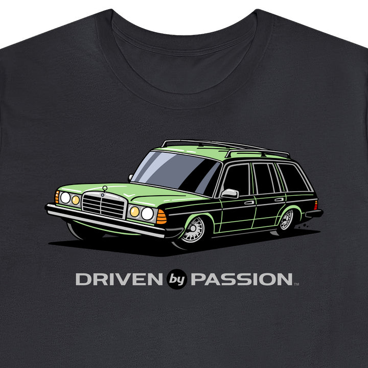 Light Green S123 Wagon (Bundt Wheels) T-Shirt