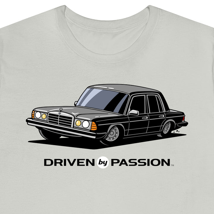 Gray W123 Sedan (Hubcap Wheels) T-Shirt