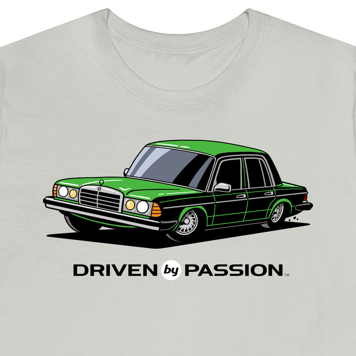 Green W123 Sedan (Bundt Wheels) T-Shirt