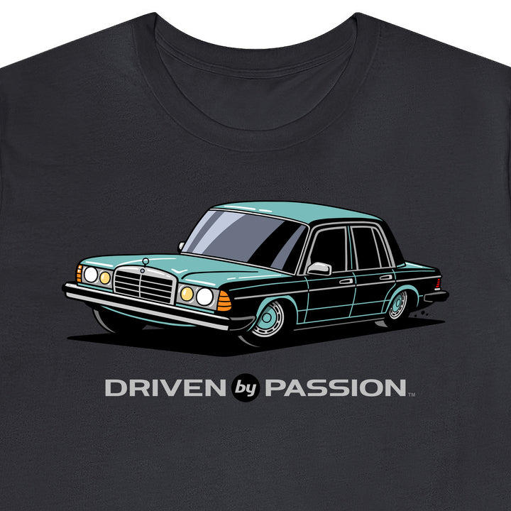 Turquoise W123 Sedan (Hubcap Wheels) T-Shirt